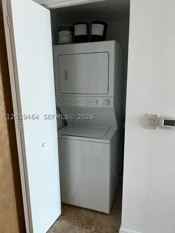 350 S Miami Avenue Miami FL 33130