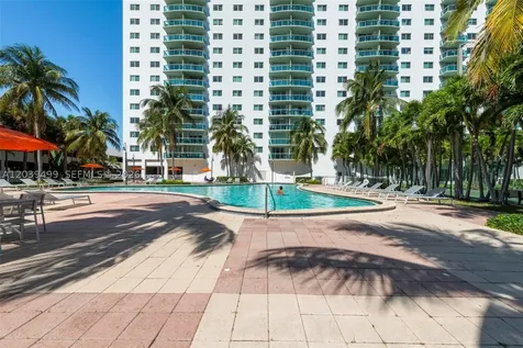 19380 Collins Avenue Sunny Isles Beach FL 33160