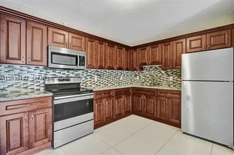 4041 NW 30th Terrace Lauderdale Lakes FL 33309