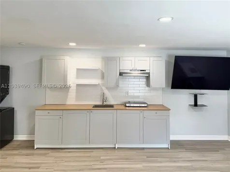 227 SW 26th Road Miami FL 33129