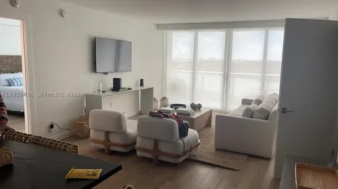 100 Bayview Drive Sunny Isles Beach FL 33160