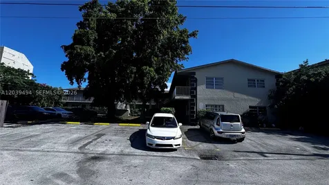 1522 NE 34th Court Oakland Park FL 33334