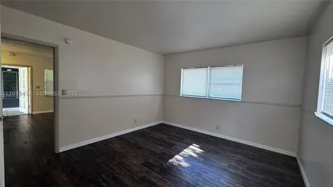 1522 NE 34th Court Oakland Park FL 33334