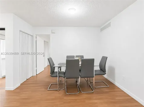 3RD Court 20135 Miami FL 33179