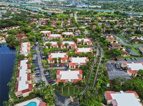 3RD Court 20135 Miami FL 33179