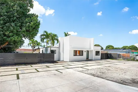 3040 NW 93rd Street Miami FL 33147