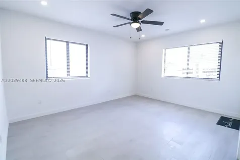 221 SW 11th Avenue Miami FL 33130