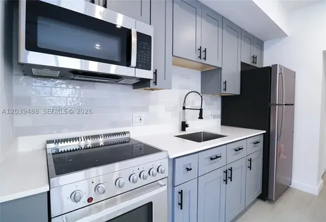 221 SW 11th Avenue Miami FL 33130