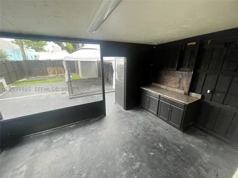 28 E 20th Street Hialeah FL 33010