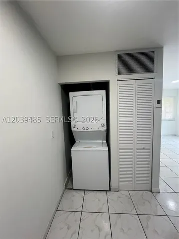 28 E 20th Street Hialeah FL 33010