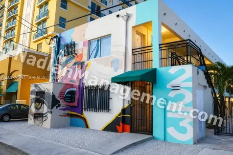 223 NW 12th Street Miami FL 33136