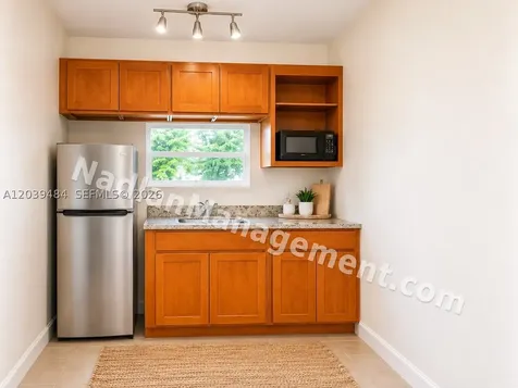 223 NW 12th Street Miami FL 33136