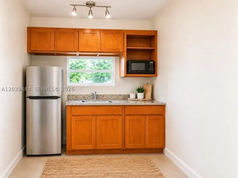 223 NW 12th Street Miami FL 33136
