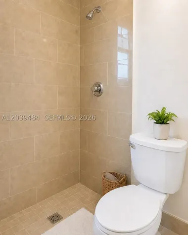 223 NW 12th Street Miami FL 33136