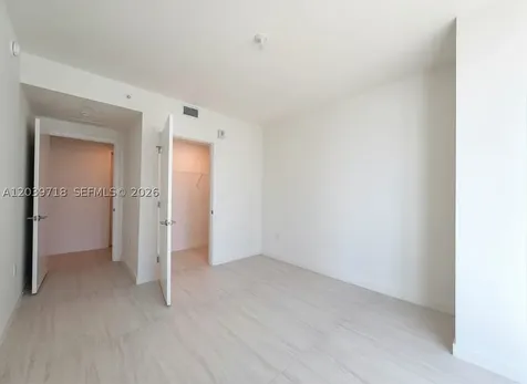 77 SE 5th Street Miami FL 33131
