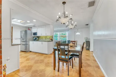551 NW 99th Way Pembroke Pines FL 33024