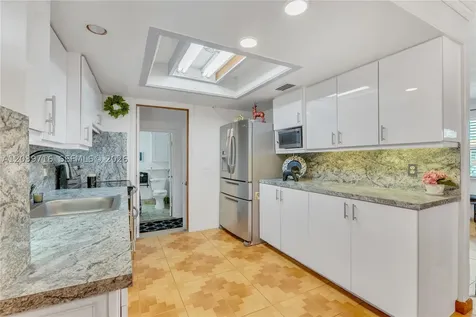 551 NW 99th Way Pembroke Pines FL 33024