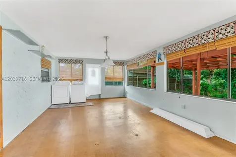 551 NW 99th Way Pembroke Pines FL 33024