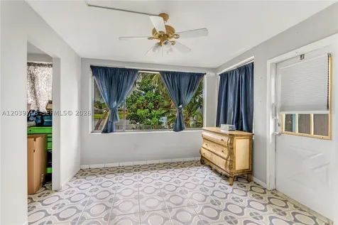 551 NW 99th Way Pembroke Pines FL 33024