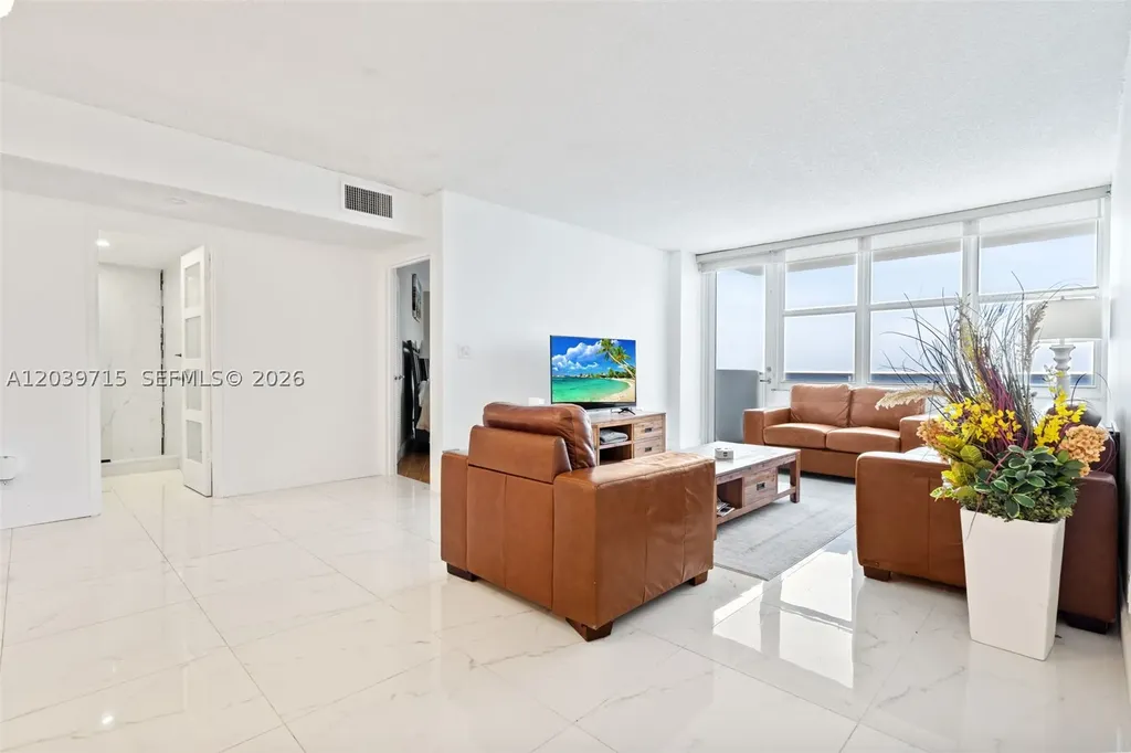 3725 S Ocean Drive Hollywood FL 33019