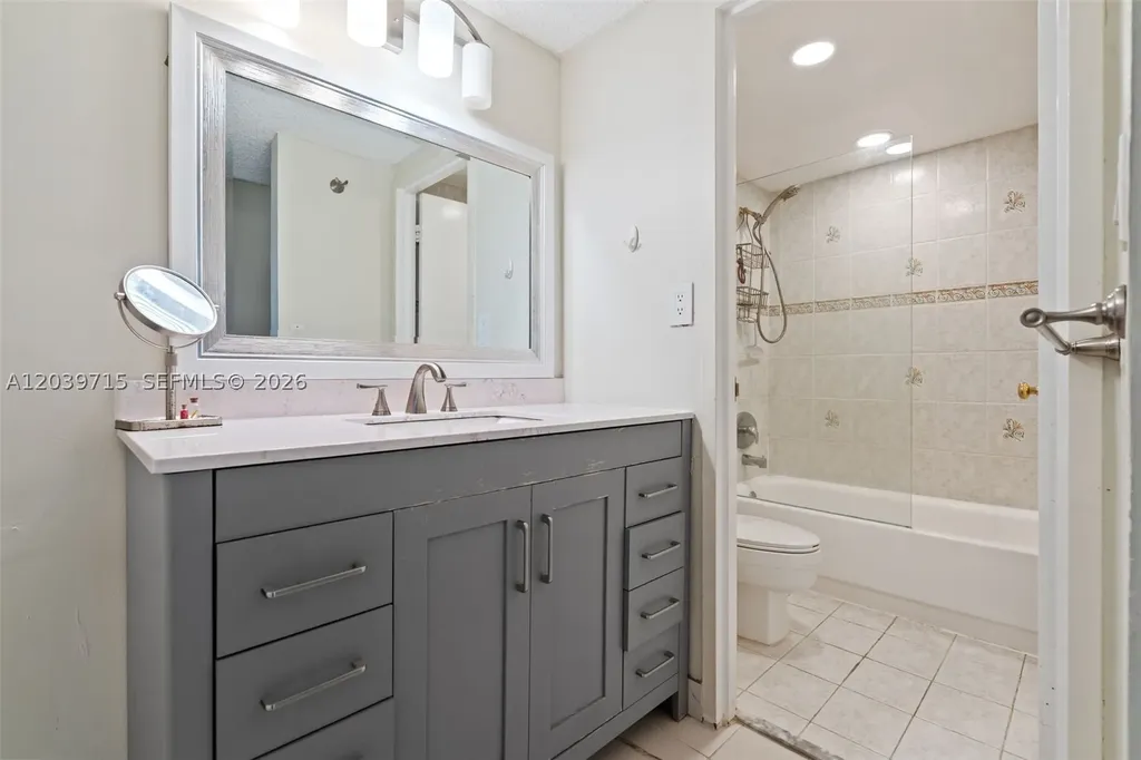 3725 S Ocean Drive Hollywood FL 33019