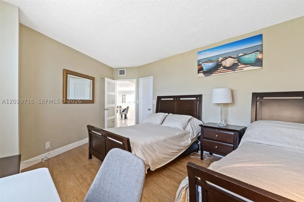 3725 S Ocean Drive Hollywood FL 33019