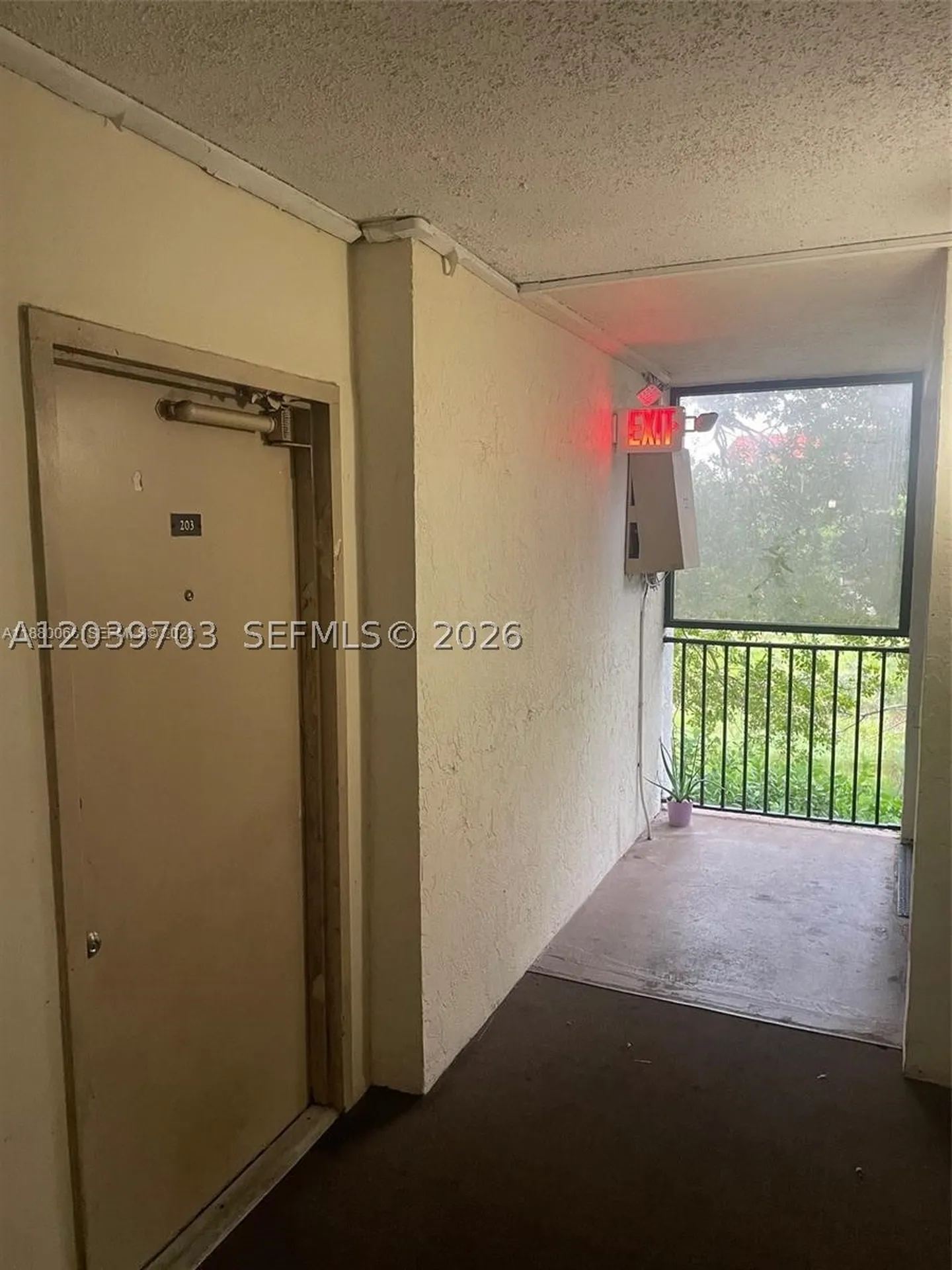 2401 Riverside Drive Coral Springs FL 33065