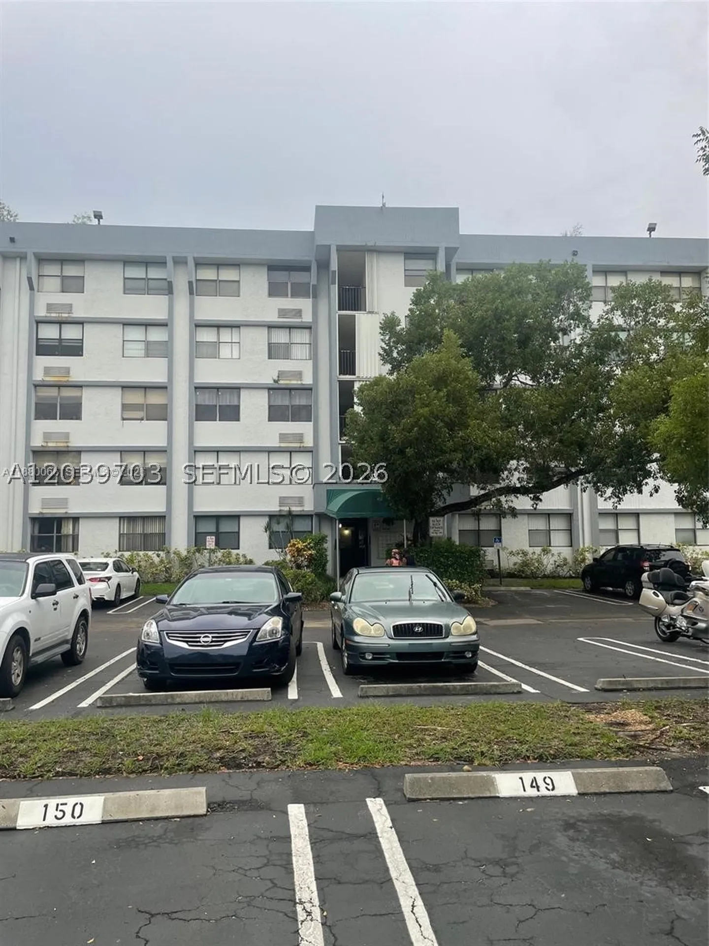 2401 Riverside Drive Coral Springs FL 33065