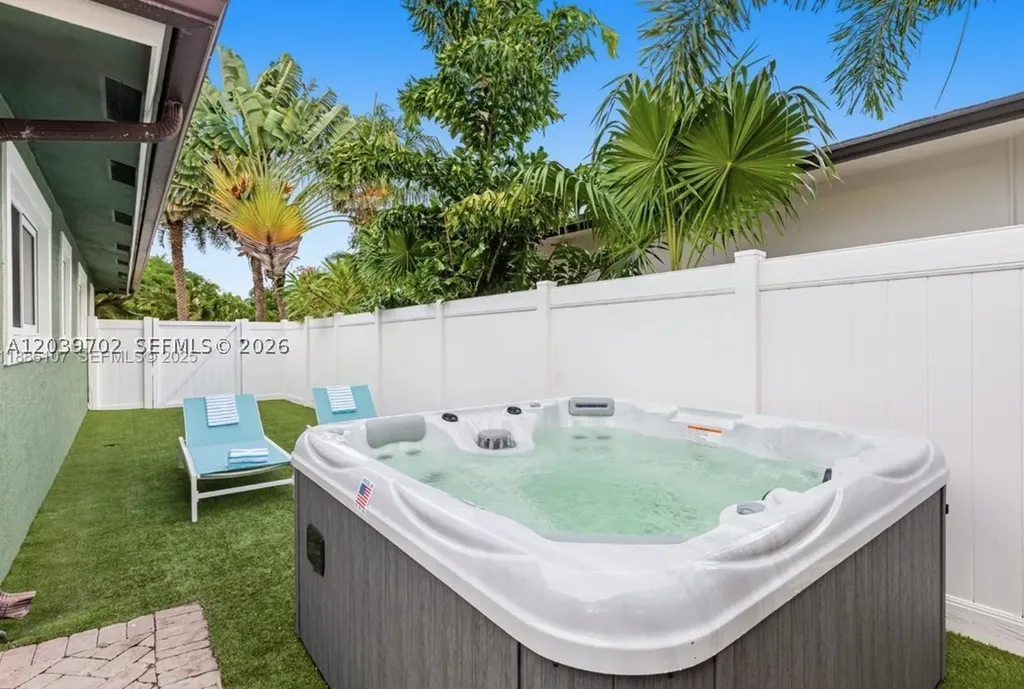 2580 SE 2nd Court Pompano Beach FL 33062