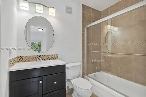 990 NW 78th Avenue Miami FL 33126