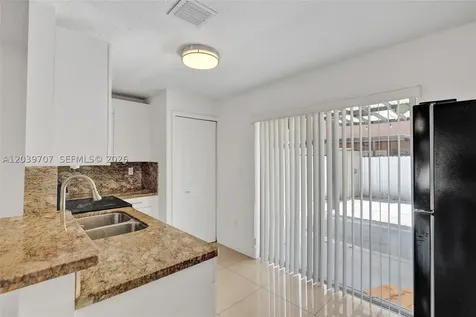 990 NW 78th Avenue Miami FL 33126