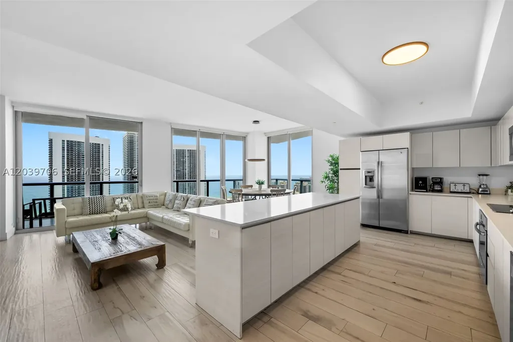 2600 E Hallandale Beach Boulevard Hallandale Beach FL 33009