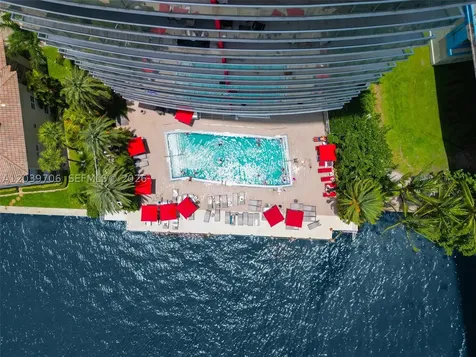 2600 E Hallandale Beach Boulevard Hallandale Beach FL 33009