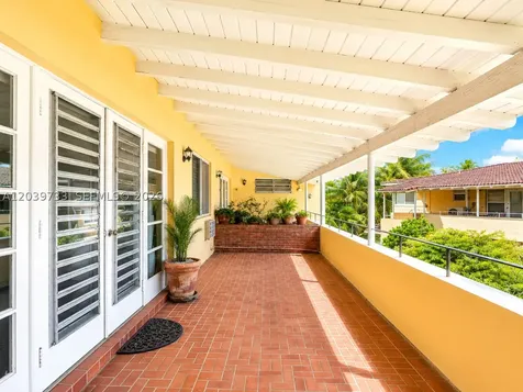20 Park Drive Bal Harbour FL 33154