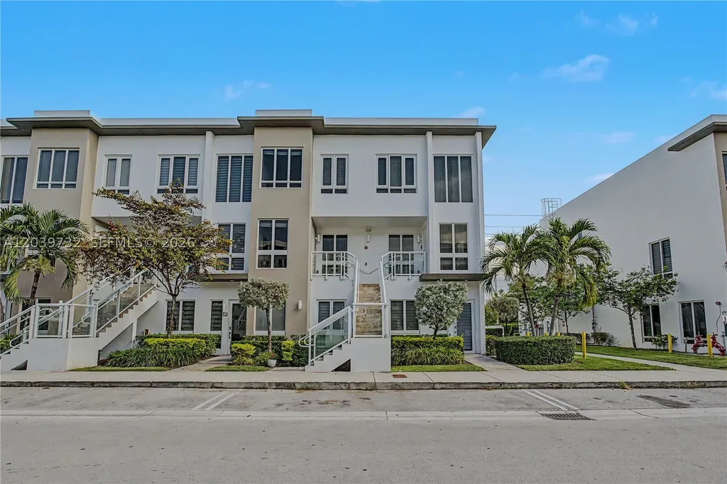 10260 NW 63rd Terrace Miami FL 33178
