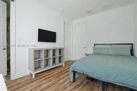 10260 NW 63rd Terrace Miami FL 33178