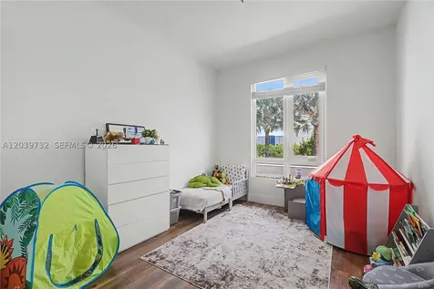 10260 NW 63rd Terrace Miami FL 33178
