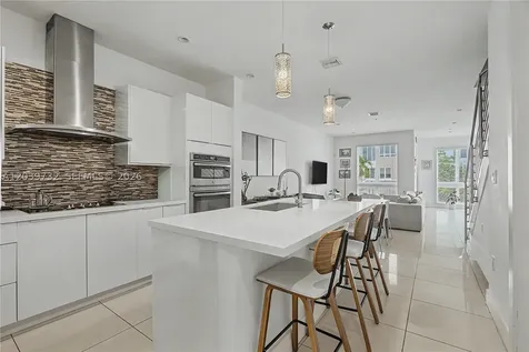 10260 NW 63rd Terrace Miami FL 33178