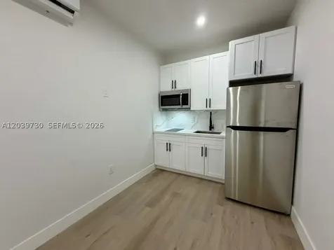 2425 SW 6th Street Miami FL 33135