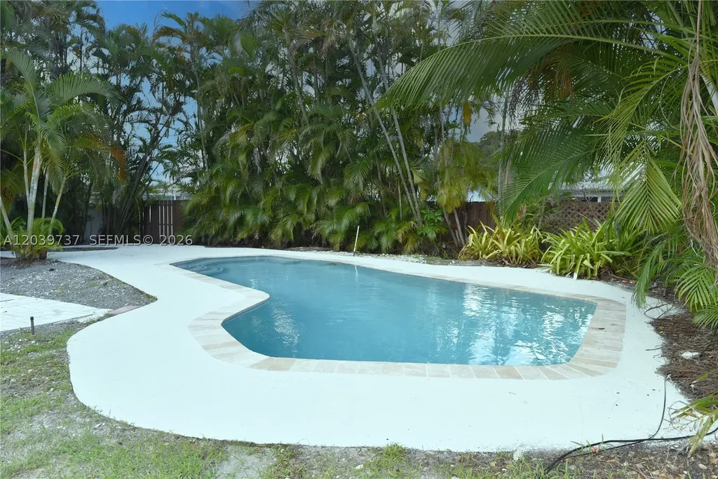 Hollywood FL 33021