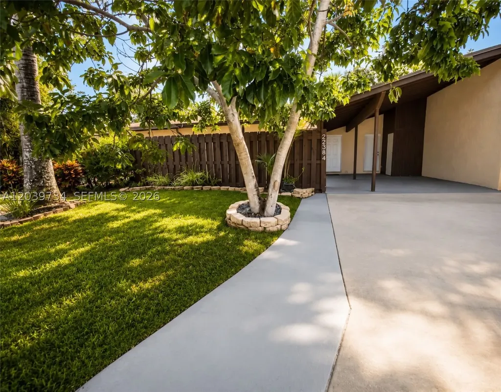 22384 Palomita Drive Boca Raton FL 33428