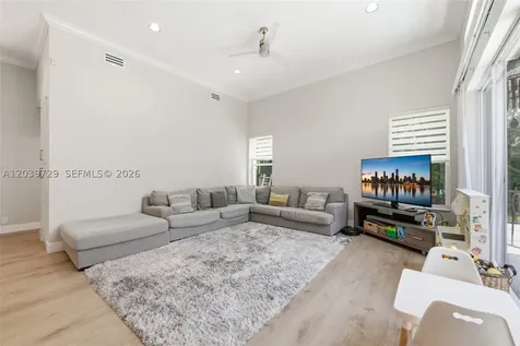 3725 Oak Ridge Lane Weston FL 33331