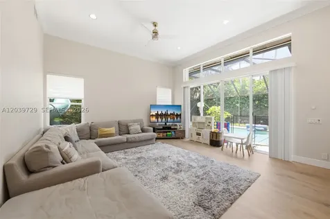 3725 Oak Ridge Lane Weston FL 33331