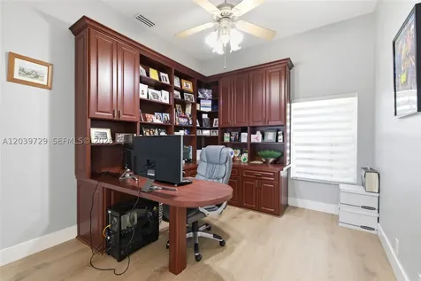 3725 Oak Ridge Lane Weston FL 33331