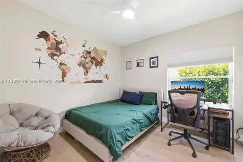 3725 Oak Ridge Lane Weston FL 33331