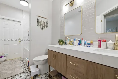 3725 Oak Ridge Lane Weston FL 33331