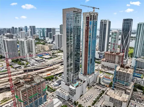 20 NE 11th Street Miami FL 33132