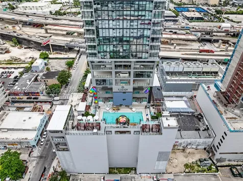 20 NE 11th Street Miami FL 33132