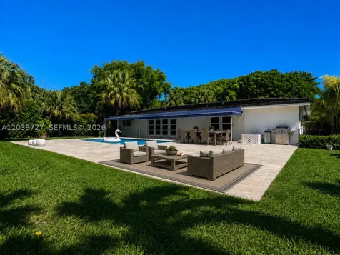 8725 SW 160 Street Palmetto Bay FL 33157