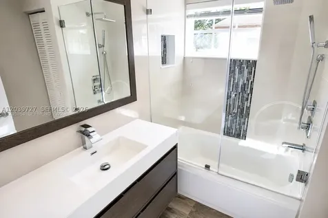 8725 SW 160 Street Palmetto Bay FL 33157